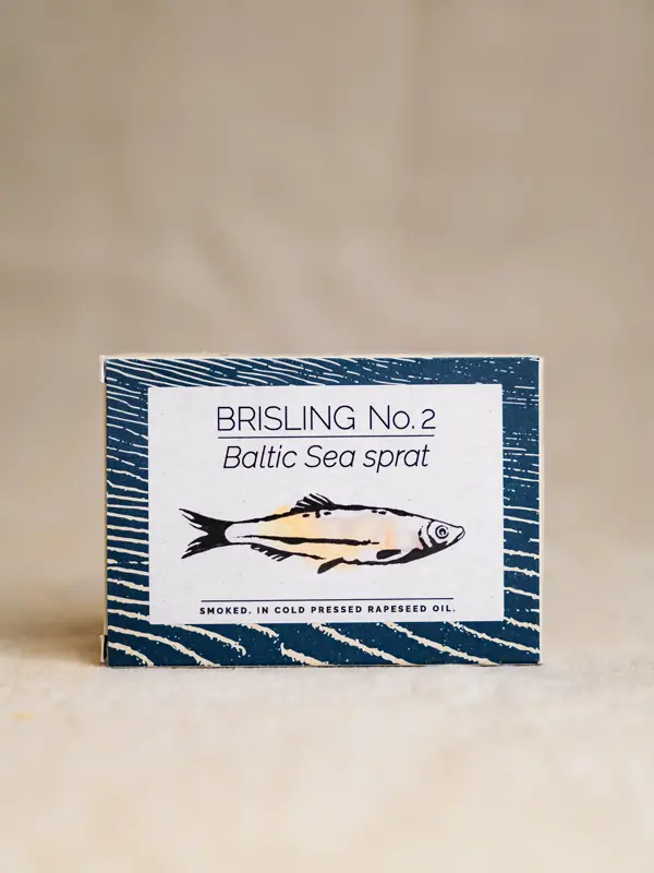 Boks med Brisling No.2 – røkt Østersjøbrisling i kaldpresset rapsolje fra Bornholm.